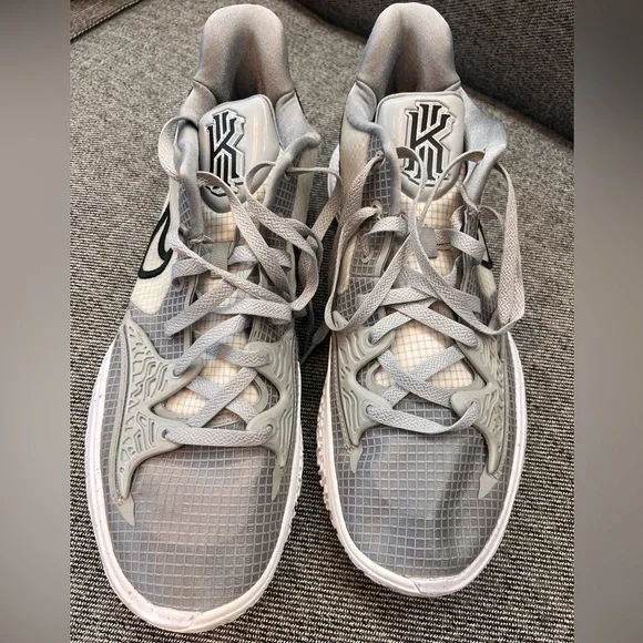KYRIE 4’s, size 14, basketball sneakers - Picture 4 of 8